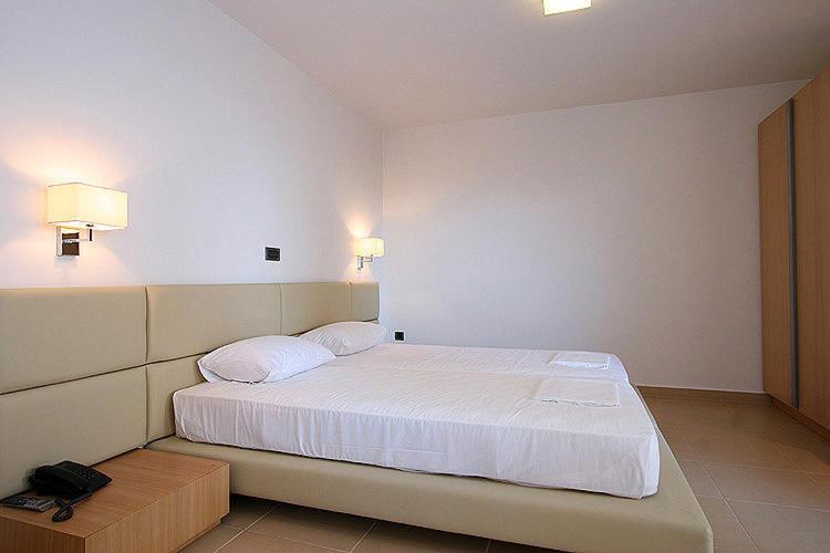 Summertime Boutique Hotel & Spa ปลาเตเนียส ภายนอก รูปภาพ