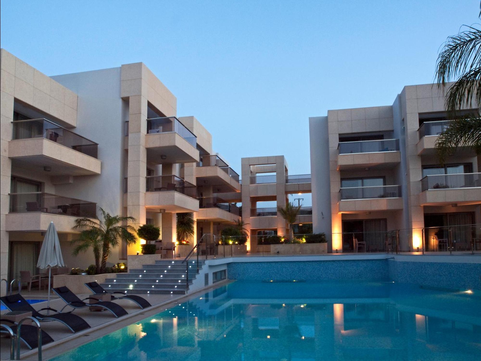 Summertime Boutique Hotel & Spa ปลาเตเนียส ภายนอก รูปภาพ